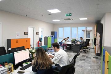 Budynki komercyjne i zarządcze 2